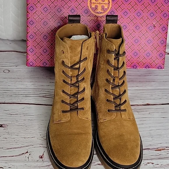 Tory Burch Miller Lug Sole Suede Bootie Size 7 - Picture 4 of 8